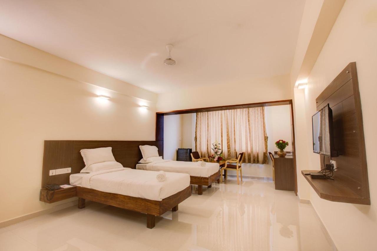 מנגלור Hotel Bms מראה חיצוני תמונה