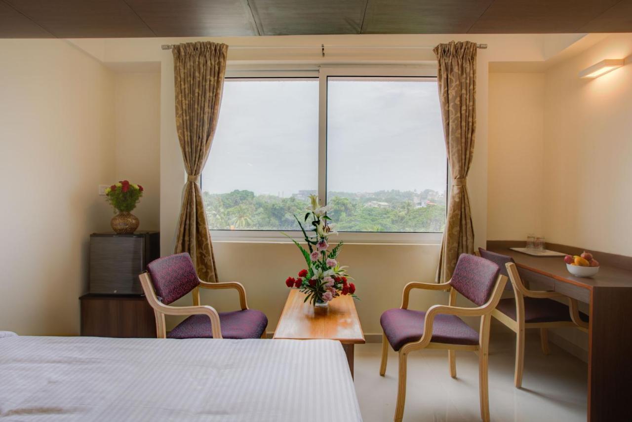 מנגלור Hotel Bms מראה חיצוני תמונה